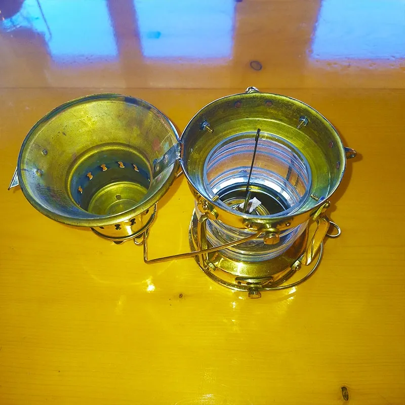 Bronze lantern – retro bronze lamp