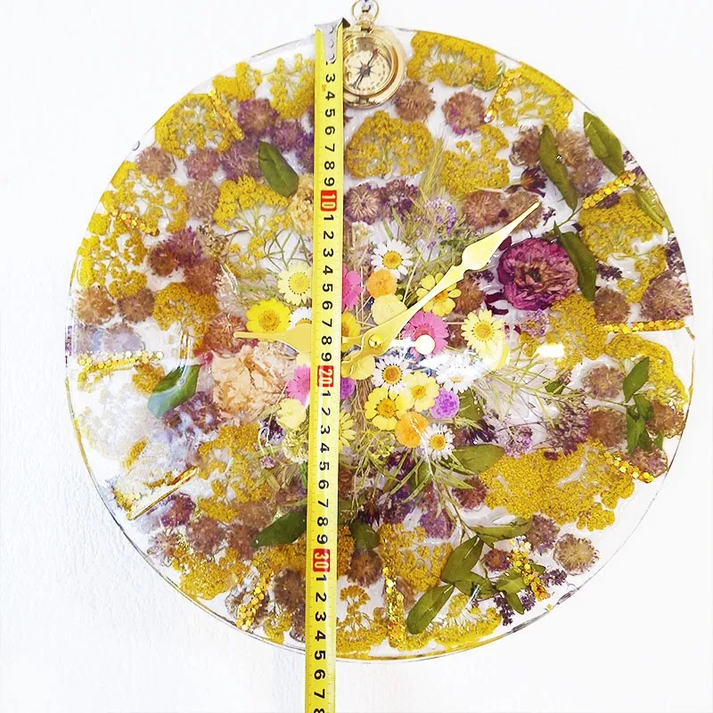 Epoxy resin and natural flower clock