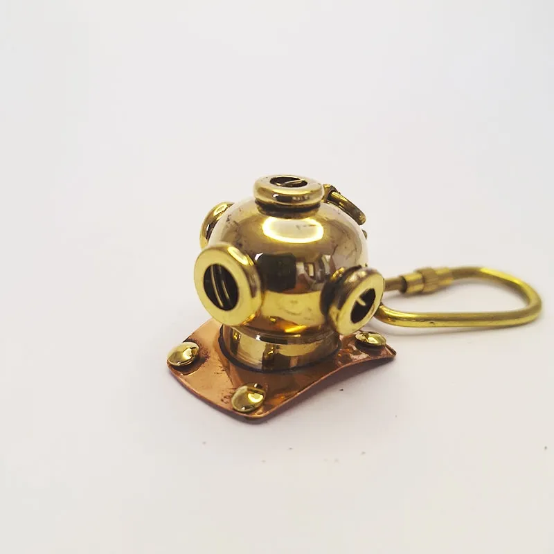 Exclusive Bronze and Copper Keychain "Diving Helmet" - Retro Diving Helmet