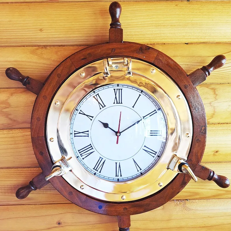 Luxury wall clock in the shape of a steering wheel